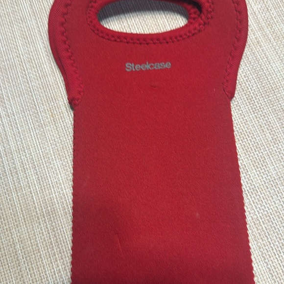 Built NY / Steelcase Wine Tote Bag - Red - Picture 3 of 4